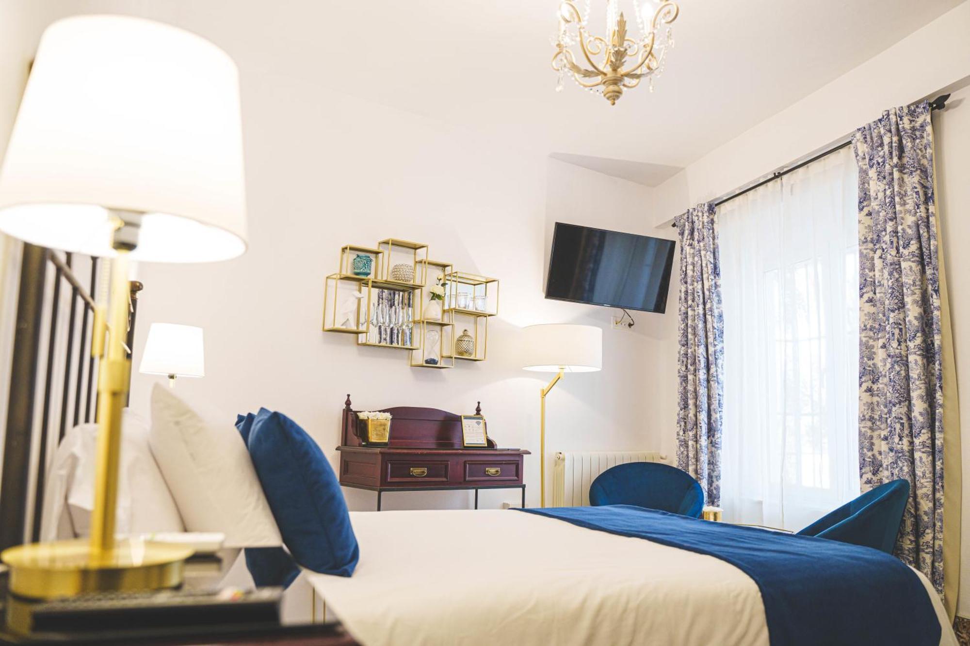 Hotel Boutique Palacio De La Duquesa Ронда Стая снимка